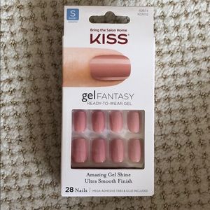 Ready to wear gel stick on nails